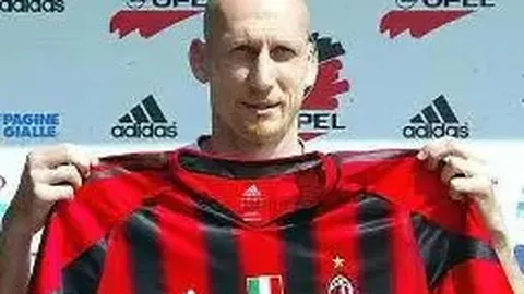 巴薩未能全力以赴保姆巴佩，登贝莱坚稱交換提案未周全评估