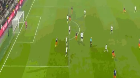 “勇士NBA激战失利，巴特勒回归首秀遭遇败绩”